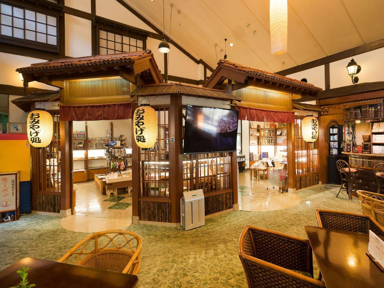 Awara Onsen Hot Spring Koubou Gurabaatei Hotel Bagian luar foto