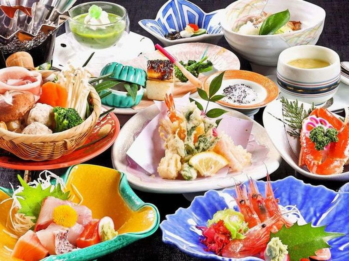Awara Onsen Hot Spring Koubou Gurabaatei Hotel Bagian luar foto